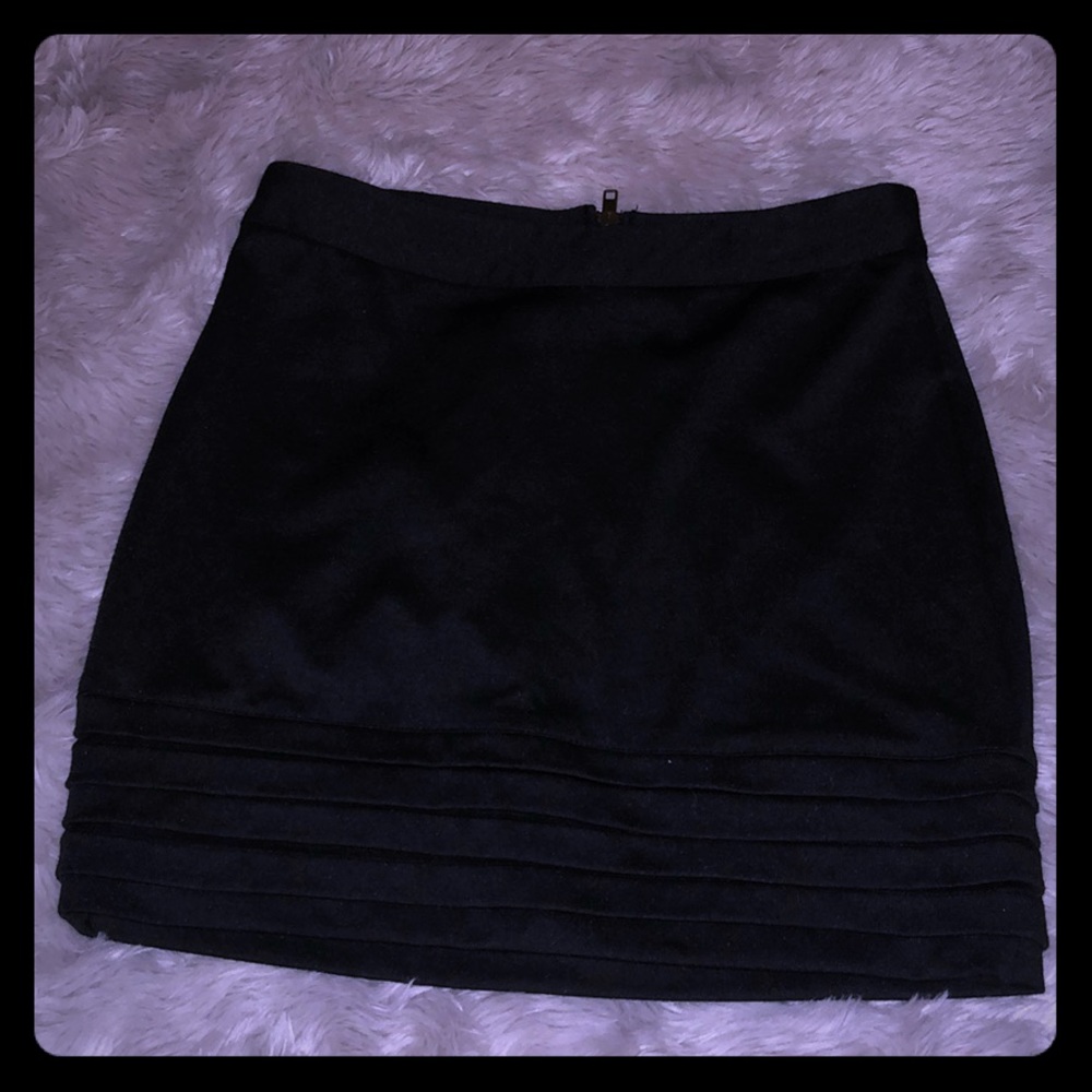 Black skirt